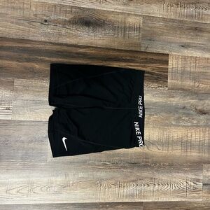 NIKE PRO WOMEN'S BLACK FITTED COMPRESSION SHORTS SIZE L WAIST 28"-30"